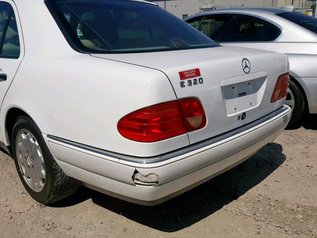 WDBJF55F9VA446418 - 1997 MERCEDES-BENZ E 320 WHITE photo 9