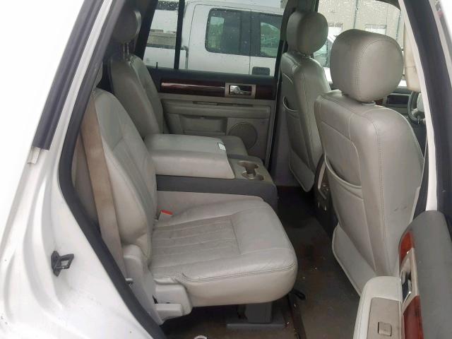 5LMFU27566LJ14709 - 2006 LINCOLN NAVIGATOR 白色 照片 6