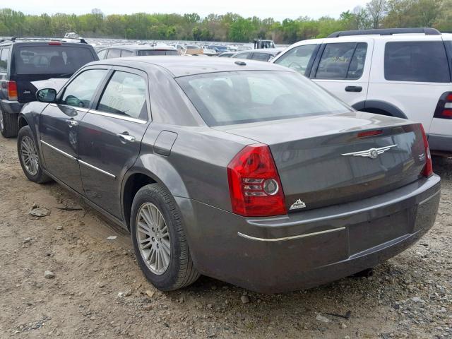 2C3CA5CV0AH201154 - 2010 CHRYSLER 300 TOURIN GRAY photo 3