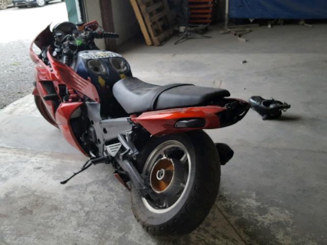 JKBZXNC138A005905 - 2008 KAWASAKI ZX1400 C RED photo 3