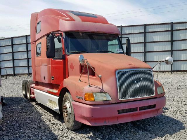 4V4NC9RH41N253891 - 2001 VOLVO VN VNL RED photo 1