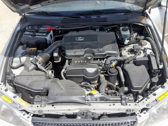 JTHBD192640087737 - 2004 LEXUS IS 300 SILVER photo 7