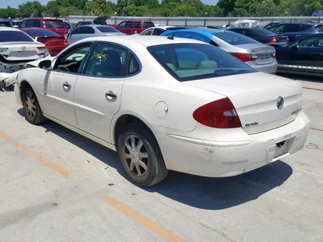 2G4WD582871212737 - 2007 BUICK LACROSSE C WHITE photo 3