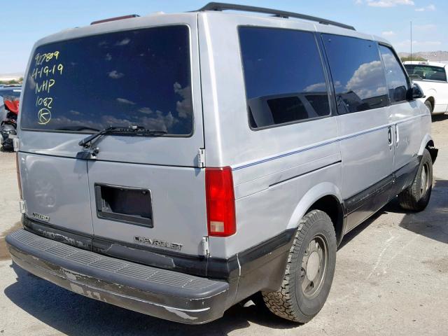 1GNDM19W7WB201627 - 1998 CHEVROLET ASTRO GRAY photo 4