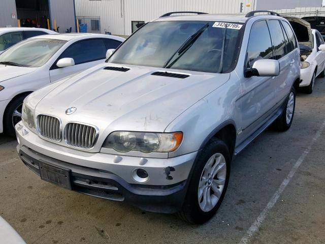 5UXFB335X2LH34712 - 2002 BMW X5 4.4I SILVER photo 2