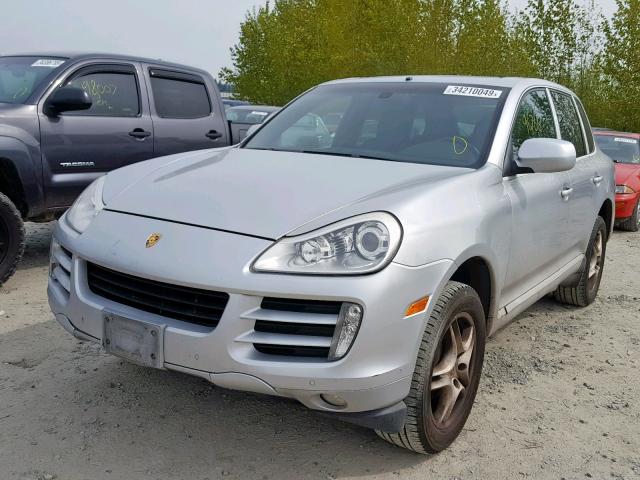 WP1AA29P98LA00648 - 2008 PORSCHE CAYENNE SILVER photo 2