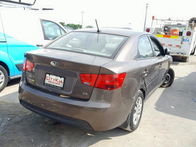 KNAFU4A29D5738200 - 2013 KIA FORTE EX BROWN photo 4