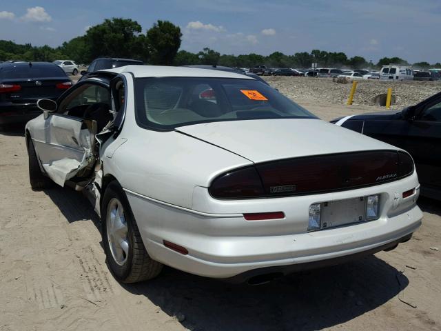 1G3GR62C7X4113204 - 1999 OLDSMOBILE AURORA WHITE photo 3