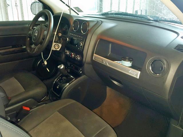 1C4NJDBB6ED592268 - 2014 JEEP COMPASS SP ნაცრისფერი ფოტო 5
