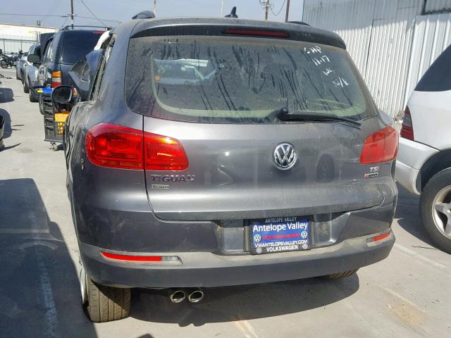 WVGBV7AX0JK004159 - 2018 VOLKSWAGEN TIGUAN LIM GRAY photo 3