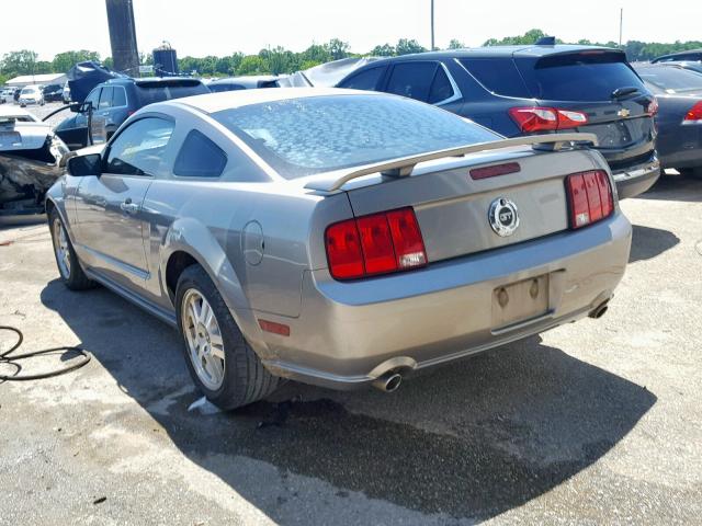 1ZVHT82H185186901 - 2008 FORD MUSTANG GT BEIGE photo 3