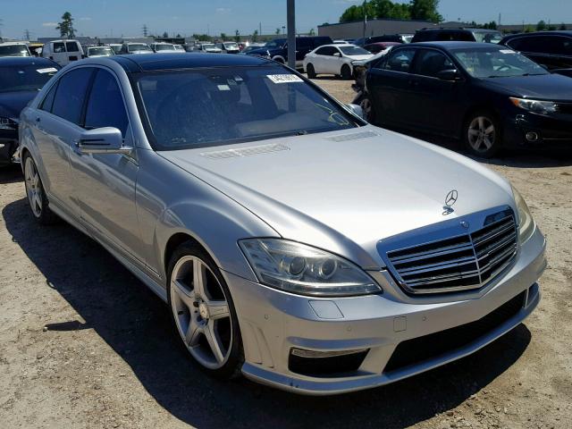 WDDNG7BB8AA347005 - 2010 MERCEDES-BENZ S 550 SILVER photo 1