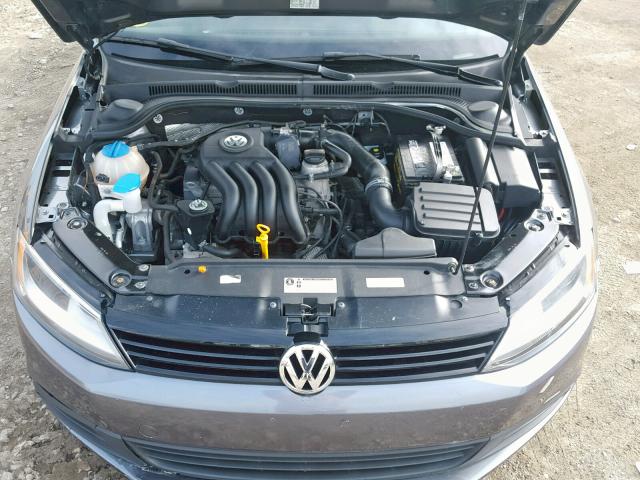 3VW2K7AJ9DM217033 - 2013 VOLKSWAGEN JETTA BASE CHARCOAL photo 7