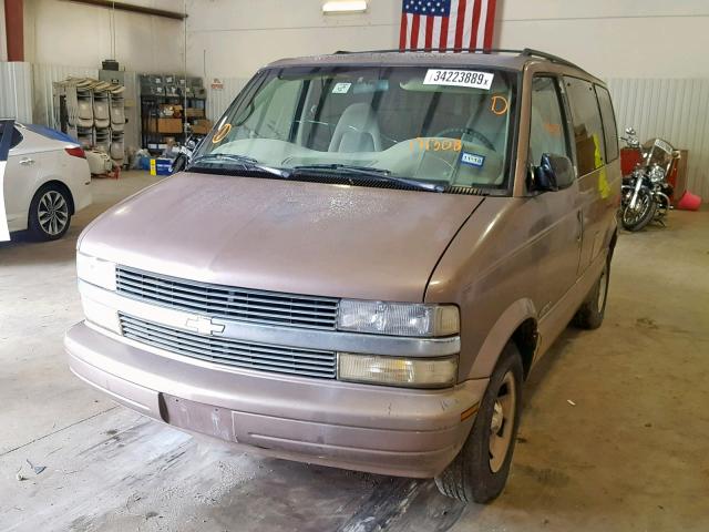 1GNDM19W2XB171308 - 1999 CHEVROLET ASTRO BROWN photo 2