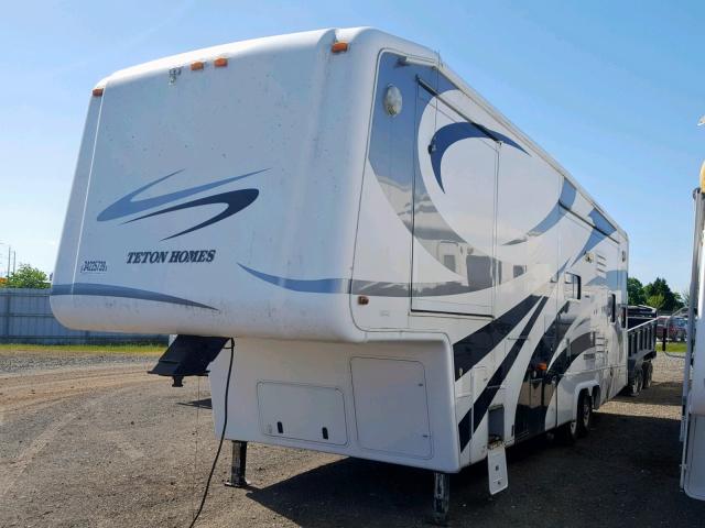 4M7360R2281011804 - 2008 OTHER 5TH WHEEL WHITE photo 2