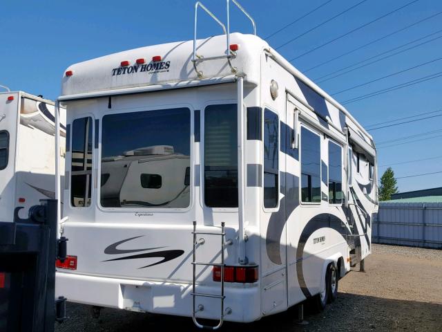 4M7360R2281011804 - 2008 OTHER 5TH WHEEL WHITE photo 4