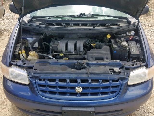 2C4GJ45G5YR778272 - 2000 CHRYSLER VOYAGER SE BLUE photo 7