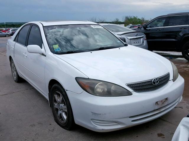 JTDBE32K720022767 - 2002 TOYOTA CAMRY LE WHITE photo 1