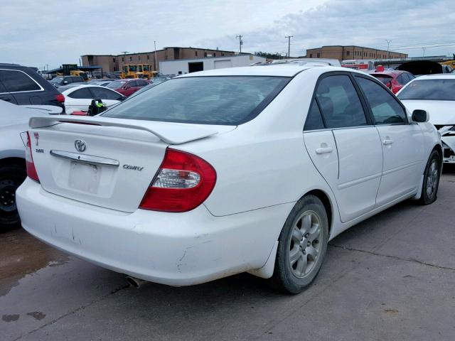 JTDBE32K720022767 - 2002 TOYOTA CAMRY LE WHITE photo 4