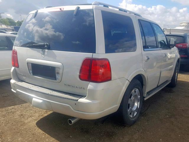 5LMFU27576LJ00740 - 2006 LINCOLN NAVIGATOR WHITE photo 4