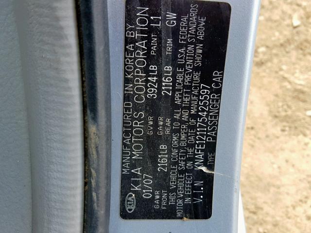 KNAFE121175425597 - 2007 KIA SPECTRA EX SILVER photo 10