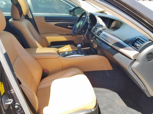 JTHGL1EF9D5050668 - 2013 LEXUS LS 460L BROWN photo 5