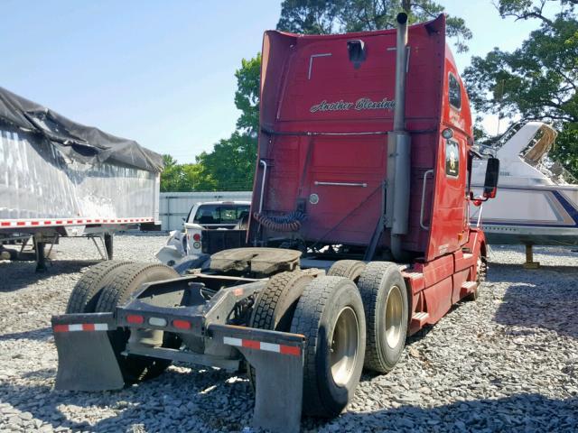 4V4NC9GH77N444166 - 2007 VOLVO VN VNL RED photo 4