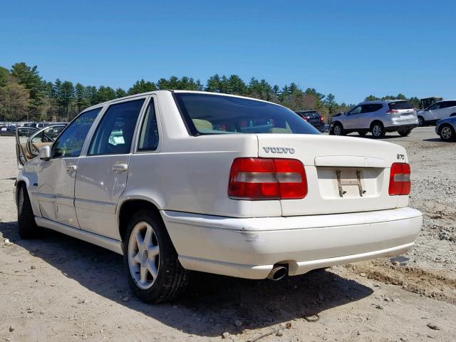 YV1LS5549W1430400 - 1998 VOLVO S70 WHITE photo 3