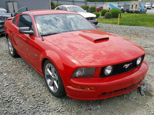 1ZVHT82H785154342 - 2008 FORD MUSTANG GT RED photo 1