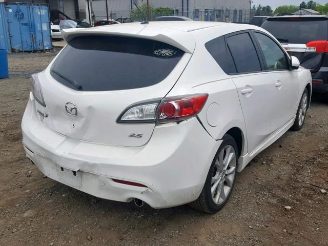 JM1BL1K62B1459163 - 2011 MAZDA 3 S WHITE photo 4