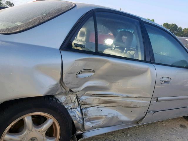 2G4WB55K421261145 - 2002 BUICK REGAL LS 银色 照片 9