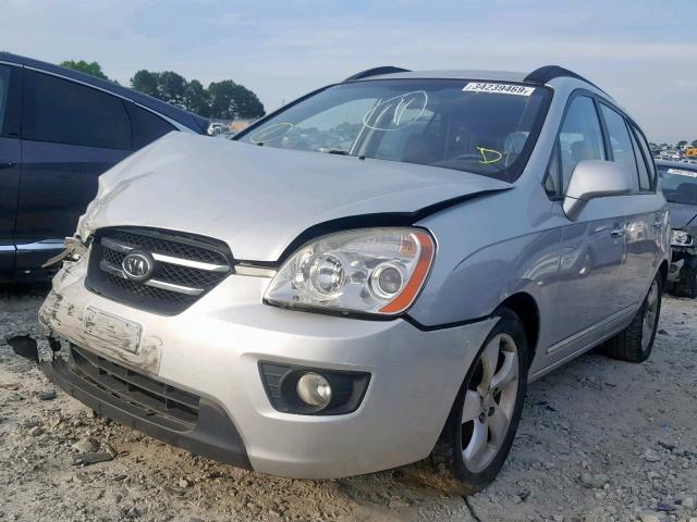 KNAFG526387157588 - 2008 KIA RONDO LX GRAY photo 2