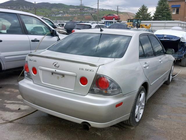 JTHBD192850094688 - 2005 LEXUS IS 300 SILVER photo 4