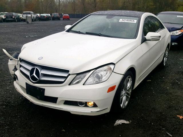 WDDKJ5GBXAF005060 - 2010 MERCEDES-BENZ E 350 WHITE photo 2