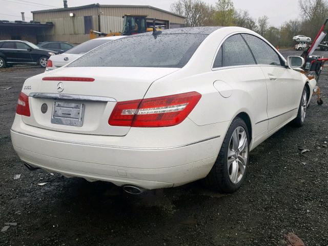 WDDKJ5GBXAF005060 - 2010 MERCEDES-BENZ E 350 WHITE photo 4