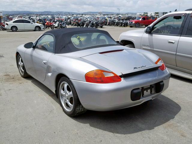 WP0CA2989XU628429 - 1999 PORSCHE BOXSTER SILVER photo 3