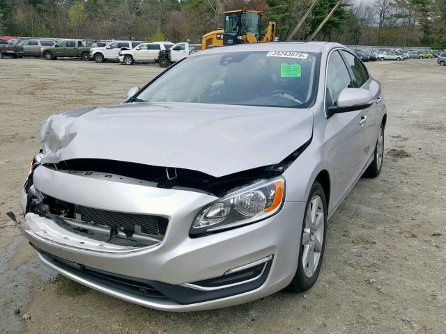 YV1612TK8G2401031 - 2016 VOLVO S60 PREMIE SILVER photo 2