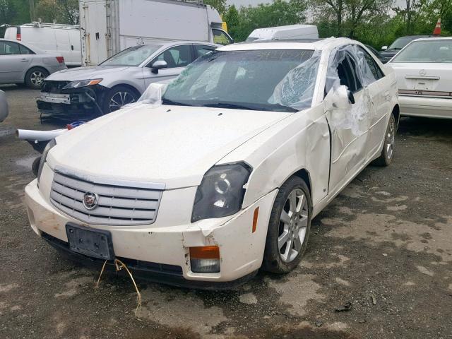 1G6DP577060212387 - 2006 CADILLAC CTS HI FEA WHITE photo 2