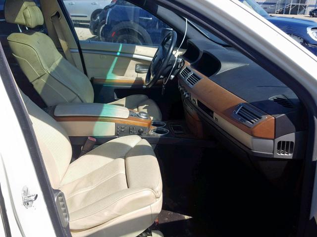 WBAHL83506DT02242 - 2006 BMW 750 I WHITE photo 5