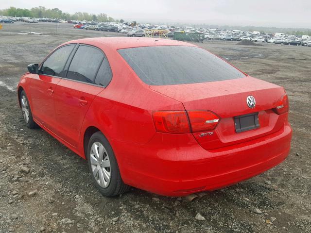 3VW2K7AJ6CM394492 - 2012 VOLKSWAGEN JETTA BASE RED photo 3