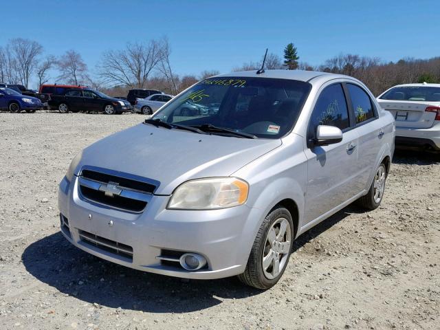 KL1TG56E19B613312 - 2009 CHEVROLET AVEO LT GRAY photo 2