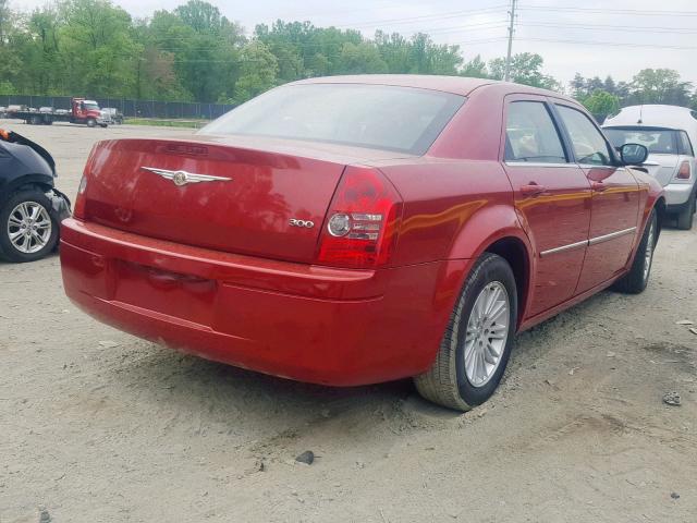 2C3KA43D49H552528 - 2009 CHRYSLER 300 LX RED photo 4