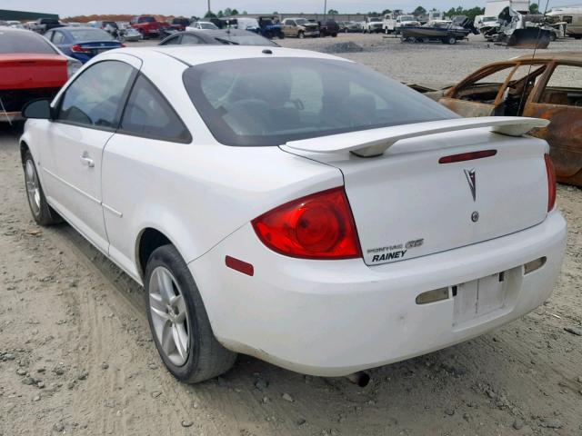1G2AL18F287169888 - 2008 PONTIAC G5 WHITE photo 3