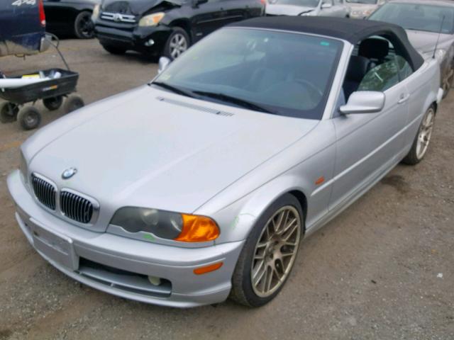 WBABS33411JY52465 - 2001 BMW 325 CI SILVER photo 2