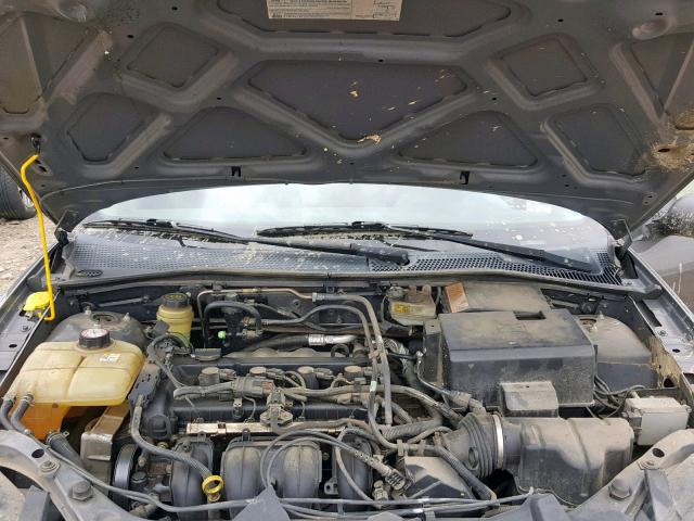 1FAFP34N55W103485 - 2005 FORD FOCUS ZX4 GRAY photo 7