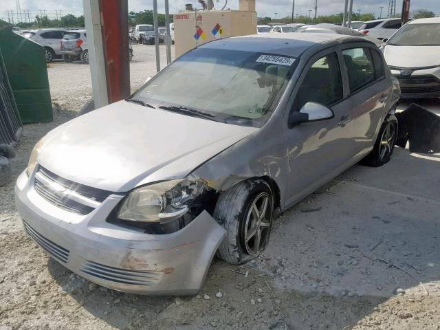 1G1AL58F187299754 - 2008 CHEVROLET COBALT LT SILVER photo 2