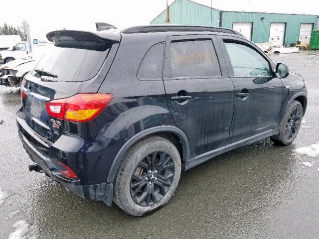 JA4AJ4AW0JZ604215 - 2018 MITSUBISHI RVR SE LIM BLACK photo 4