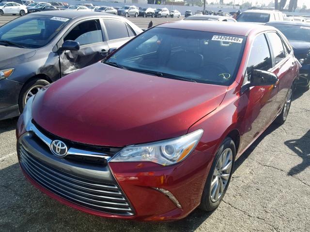 4T1BF1FK9FU915416 - 2015 TOYOTA CAMRY LE RED photo 2