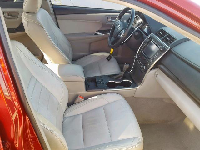 4T1BF1FK9FU915416 - 2015 TOYOTA CAMRY LE RED photo 5