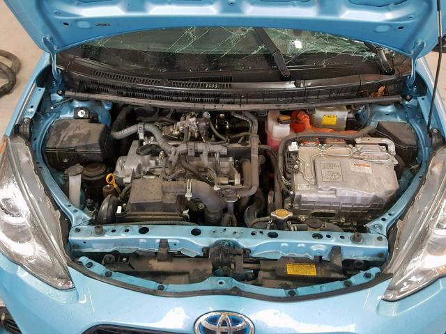 JTDKDTB39F1088815 - 2015 TOYOTA PRIUS C BLUE photo 7